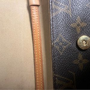 Twin handbag Monogram pm cross body